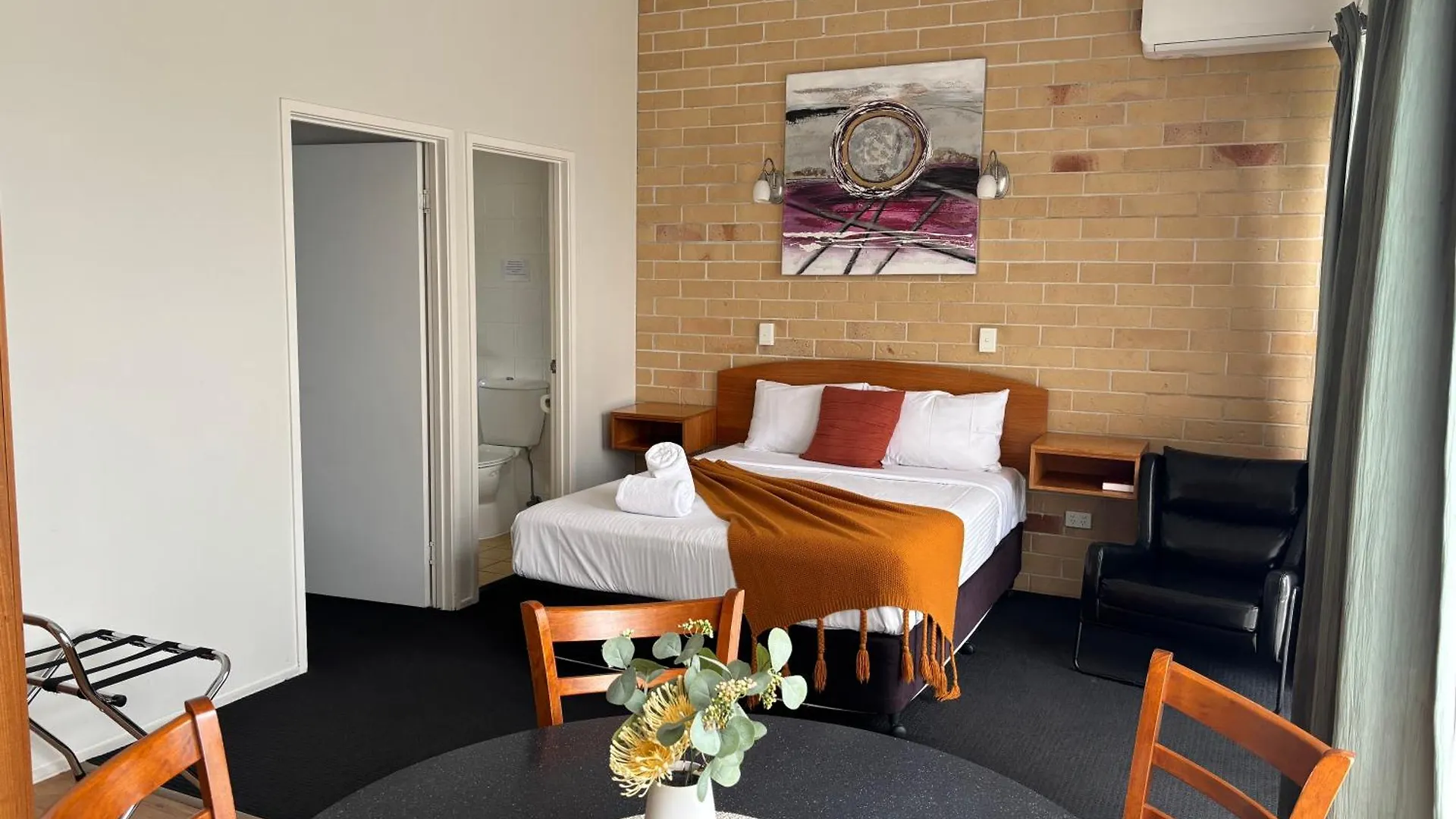 Caboolture Riverlakes Boutique Motel