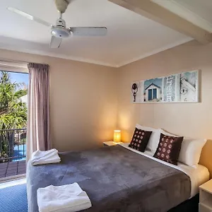 Resort Pelican Noosa, Noosaville
